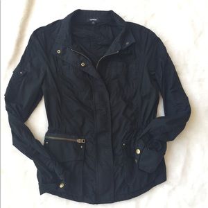 Express jacket size medium